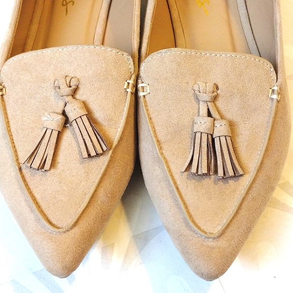 Lulus pointed toe tan flats - Picture 3 of 5